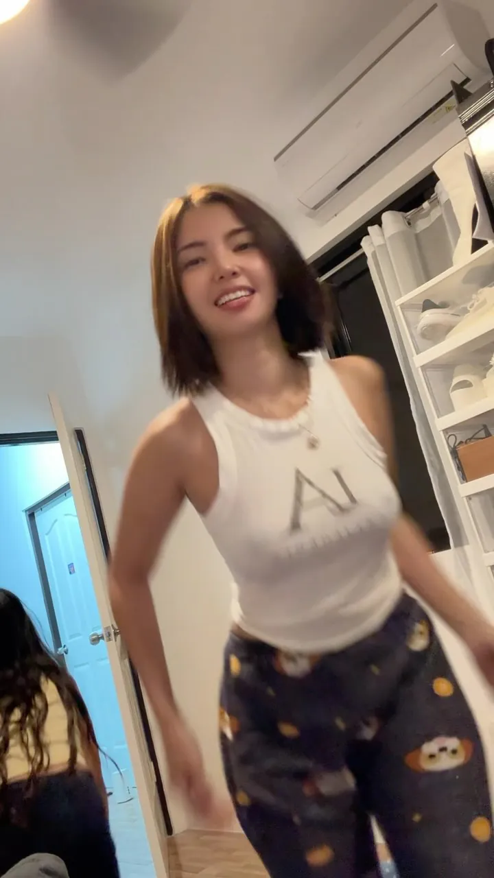 VanessaLyn Cayco - vanessalyn-cayco-sexy-24.webp